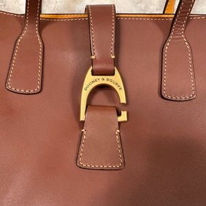 Dooney & Bourke Shoulder bag